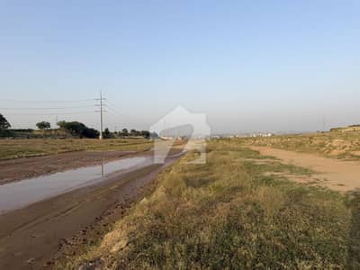 F1 kanal plot For Sale 11th avenue 80feet Road