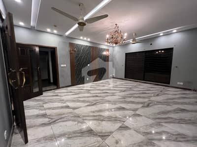 D H A Lahore 1 Kanal Mazher Munir Design House With 100% Original Pics Available For Rent
