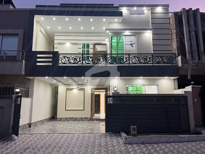 جناح گارڈنز فیز 1 جناح گارڈنز,ایف ای سی ایچ ایس,اسلام آباد میں 4 کمروں کا 8 مرلہ مکان 3.9 کروڑ میں برائے فروخت۔ جناح گارڈنز فیز 1 جناح گارڈنز,ایف ای سی ایچ ایس,اسلام آباد میں 4 کمروں کا 8 مرلہ مکان 3.9 کروڑ میں برائے فروخت۔