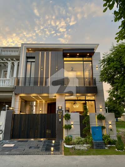 5 MARLA DESIGNER BANGLOW FOR SALE IN DHA PHASE 9 TOWN