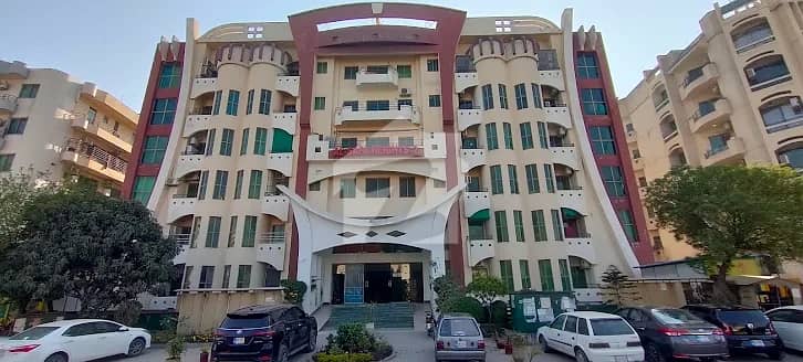 F 11 one bed apartment newly renovated coming rent 1.20 F 11 one bed apartment newly renovated coming rent 1.20