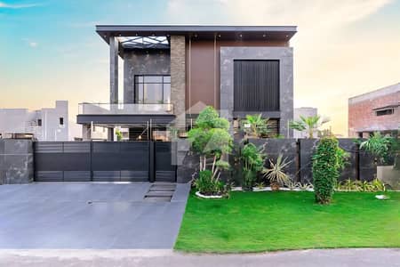 1 Kanal Top Quality Build Luxurious Beautiful Modern Design Villa With Basement For Sale In DHA Lahore Phase 7 Prime Location