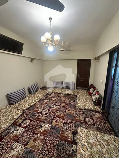 FLAT AVAILABLE FOR RENT