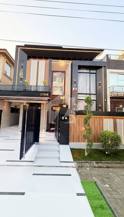Corner Look 10 Marla Ultramodern House For Sale On Prime Location 80feet Road Corner Look 10 Marla Ultramodern House For Sale On Prime Location 80feet Road