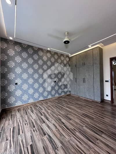 Used House Of 5 Marla In Bahria Town - Block BB Used House Of 5 Marla In Bahria Town - Block BB