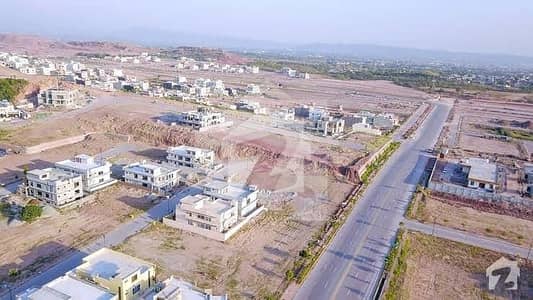 8 Marla Plot For sale In Bahria Enclave