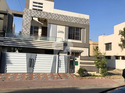 بحریہ ٹاؤن سیکٹر ای بحریہ ٹاؤن,لاہور میں 5 کمروں کا 10 مرلہ مکان 3.65 کروڑ میں برائے فروخت۔ بحریہ ٹاؤن سیکٹر ای بحریہ ٹاؤن,لاہور میں 5 کمروں کا 10 مرلہ مکان 3.65 کروڑ میں برائے فروخت۔