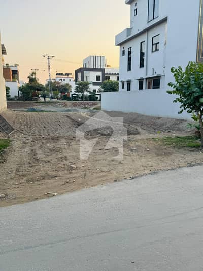 Spacious On Excellent Location Residential Plot Is Available For Sale In Ideal Location Of Park View City - Crystal Block
