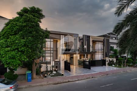 10 Marla Luxury & Fully Automated Alexa Controlled & A++ Quality House Facing Park For Sale Bahria Town Lahore