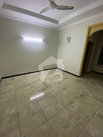 14 Marla Upper Portion For Rent With All Basic Necessities 14 Marla Upper Portion For Rent With All Basic Necessities