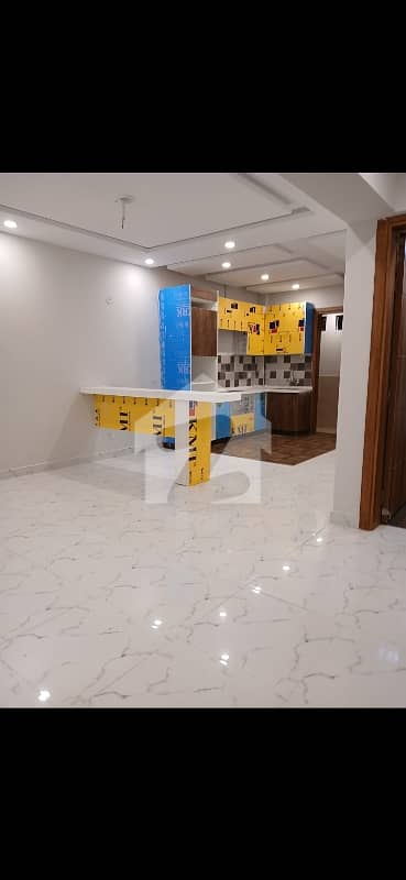 Bahria Enclave Islamabad Sector H The Galleria 3bed Gold Apartment for Rent
