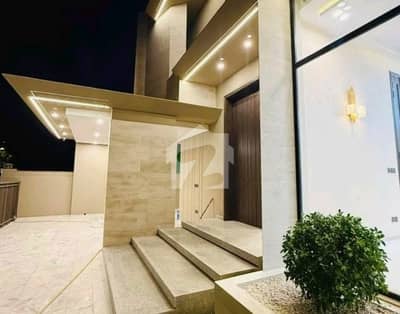 100% Orignal Ultra Modern Mazhar Munir Designed 2 Kanal Bungalow 100% Orignal Ultra Modern Mazhar Munir Designed 2 Kanal Bungalow
