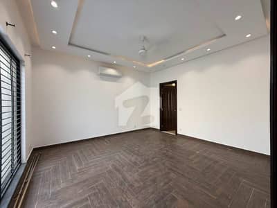 100% Orignal Mazhar Munir Style 2 Kanal House with Expansive Lawn | DHA Phase 7 100% Orignal Mazhar Munir Style 2 Kanal House with Expansive Lawn | DHA Phase 7