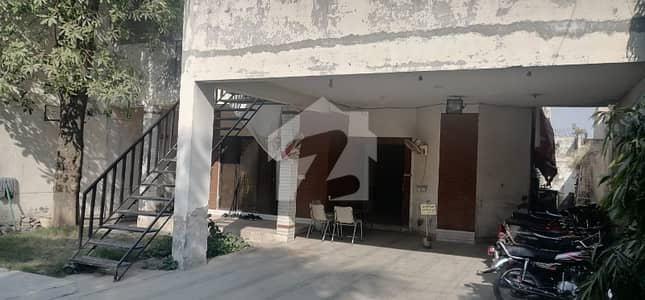 1 Kanal Double Storey Commercial House New Muslim Town 1 Kanal Double Storey Commercial House New Muslim Town