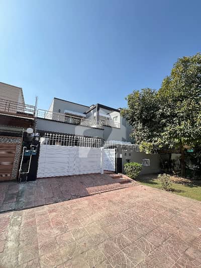 DHA Phase 8- EX park view - Reasonable House DHA Phase 8- EX park view - Reasonable House