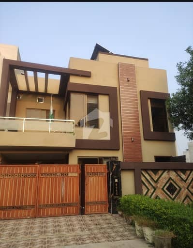 4 Bedroom 5.33 Marla Used House For Sale Sollar Installed