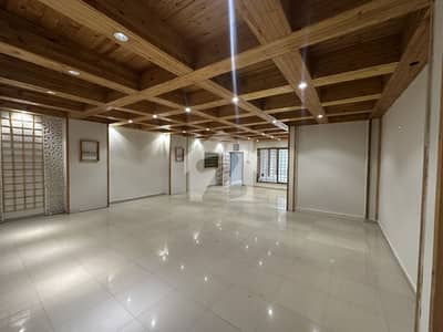 10 Marla 3rd Floor Commercial Office For Rent Ready To Moved