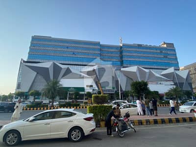 01 BEDROOM LUXURY FURNISHED APARTMENT AVAILABLE FOR RENT AT GULBERG GREEN ISLAMABA