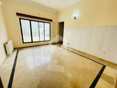 Ready To Buy A House In F-6/1 Islamabad
