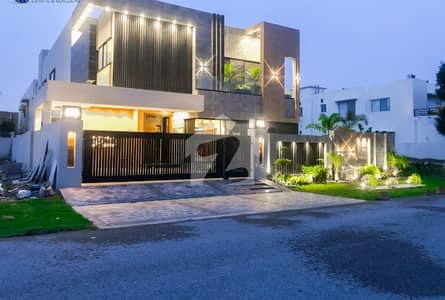 1 KANAL BRAND NEW HOUSE FOR SALE AT PRIME LOCATION IN PHASE 6 DHA LAHORE