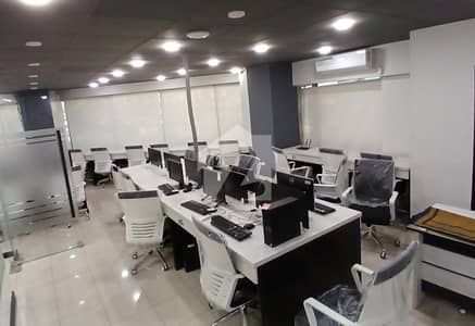 1900 Sqfts Furnished Office Available For Rent