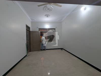 گلشن اقبال - بلاک 10-اے گلشنِ اقبال,گلشنِ اقبال ٹاؤن,کراچی میں 5 مرلہ Studio دفتر 65.0 ہزار میں کرایہ پر دستیاب ہے۔