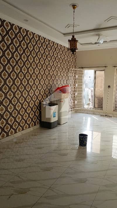 10 Marla Upper Portion Available For Rent In Architect Society Near To Ucp University 10 Marla Upper Portion Available For Rent In Architect Society Near To Ucp University
