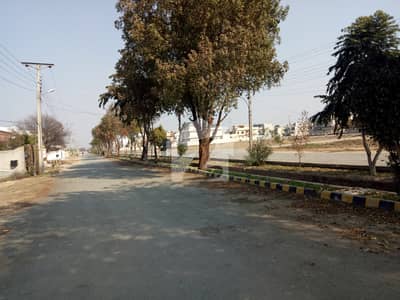 واپڈا ٹاؤن فیز 2 - بلاک پی2 واپڈا ٹاؤن فیز 2,واپڈا ٹاؤن,لاہور میں 1 کنال رہائشی پلاٹ 4.0 کروڑ میں برائے فروخت۔
