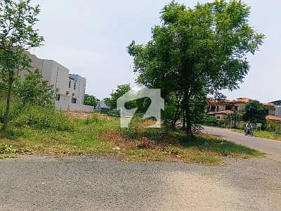 Plot No- 3999 Block Y - 10 Marla Plot On Top Location Of Phase 7 DHA Lahore For Urgent Sale