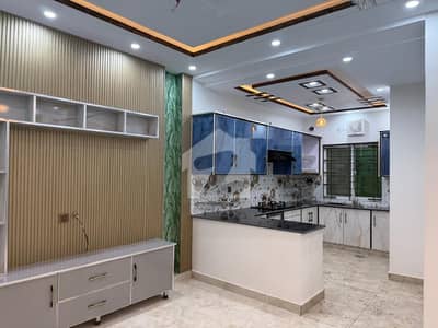 Reasonably Priced 5 Marla Upper Portion Available in Tulip Overseas Block, Lahore