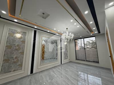 Luxury 5 Marla Independent House for Rent in Crystal Block, Park View City