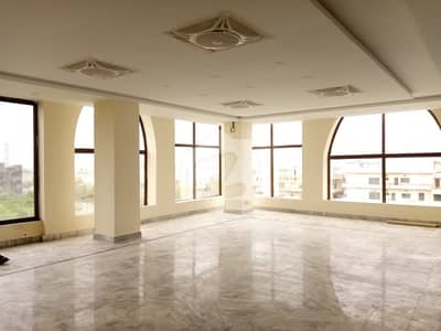 Property Links Offer 20X24 sq ft Commercial Unit for Sale with 4 Shops & 2 Flats I-10 Markaz Islamabad Property Links Offer 20X24 sq ft Commercial Unit for Sale with 4 Shops & 2 Flats I-10 Markaz Islamabad