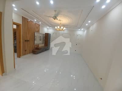 10 Marla Corner Luxury House For Sale