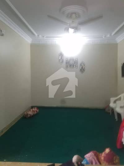 Upper Portion Sized 160 Square Yards Available In Gulshan-E-Iqbal - Block 13-D2