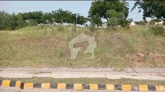 DHA Phase 5 Sector C 2nd Avenue Corner 18 Marla Residential Plot For Sale