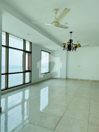 Spacious 3-Bedroom Apartment Available For Rent In Emaar Pearl Tower