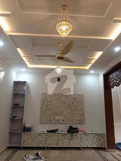 New 5 Marla Double Story House Demand 1.80 Electricity 30 Foot Street Tahir Khan 03115850472