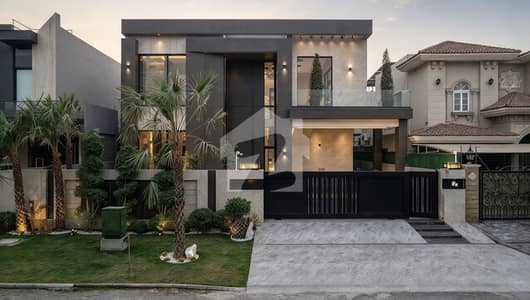 1 KANAL ULTRA MODERN DESIGN HOUSE FOR SALE IN DHA PHASE 7 NEAR TO RAYA GOLF CLUB FACING PARK
