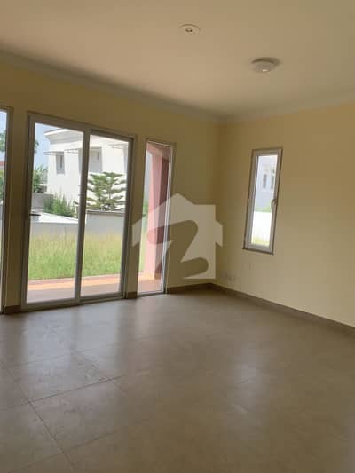 عمارکینیان ویوز اسلام آباد میں 5 کمروں کا 1 کنال مکان 10.75 کروڑ میں برائے فروخت۔ عمارکینیان ویوز اسلام آباد میں 5 کمروں کا 1 کنال مکان 10.75 کروڑ میں برائے فروخت۔
