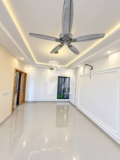 10 Marla Brand New House Available For Rent Ideal Location In Gulberg Residencia