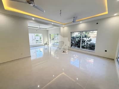 Double Unit Fully Renovated House For Rent In F-8 On Prime Location