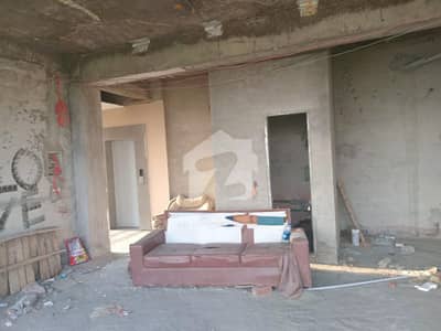 PRIME LOCATION FOR OFFICE FACING EXPO CENTER &NEAR TO EMPORIUM MALL IN JOHAR TOWN