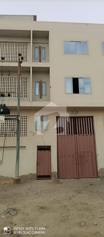 FACTORY FOR RENT 54 ROAD CORNER PROPERTY