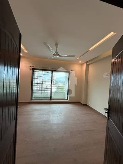 Facing Park Barnd New 3 Bed Apartment Available For Sale