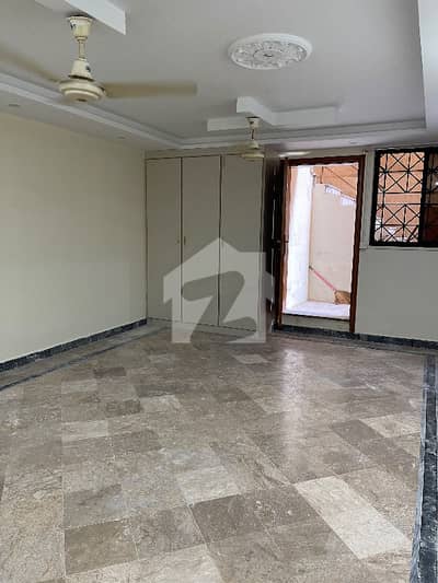 E-11/4 1 Kanal Open Besament 2 Bedroom