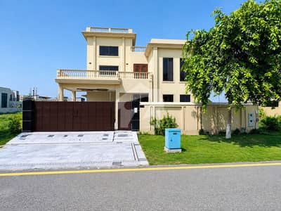 ڈی ایچ اے فیز 8 ڈی ایچ اے ڈیفینس,لاہور میں 6 کمروں کا 1 کنال مکان 3.5 لاکھ میں کرایہ پر دستیاب ہے۔ ڈی ایچ اے فیز 8 ڈی ایچ اے ڈیفینس,لاہور میں 6 کمروں کا 1 کنال مکان 3.5 لاکھ میں کرایہ پر دستیاب ہے۔