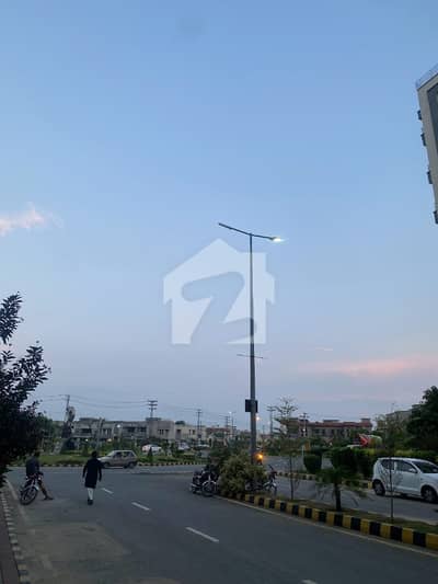 12 Marla 4 Bed Apartment3rd floor ForRent At Attractive rental amount. . . . . .