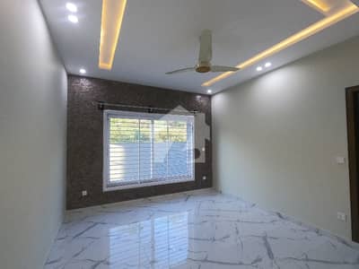 Prime Location House Sized 1250 Square Feet In G-8/1