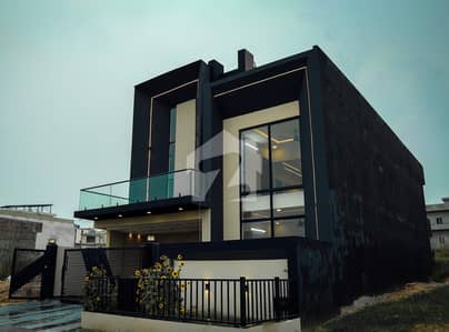 10 Marla Brand New Designer House For Sale In B-17