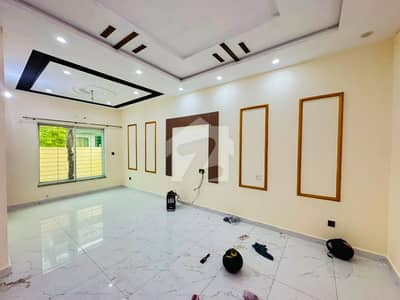 5 Marla Lower Portion Avaliable For Rent In Lake City